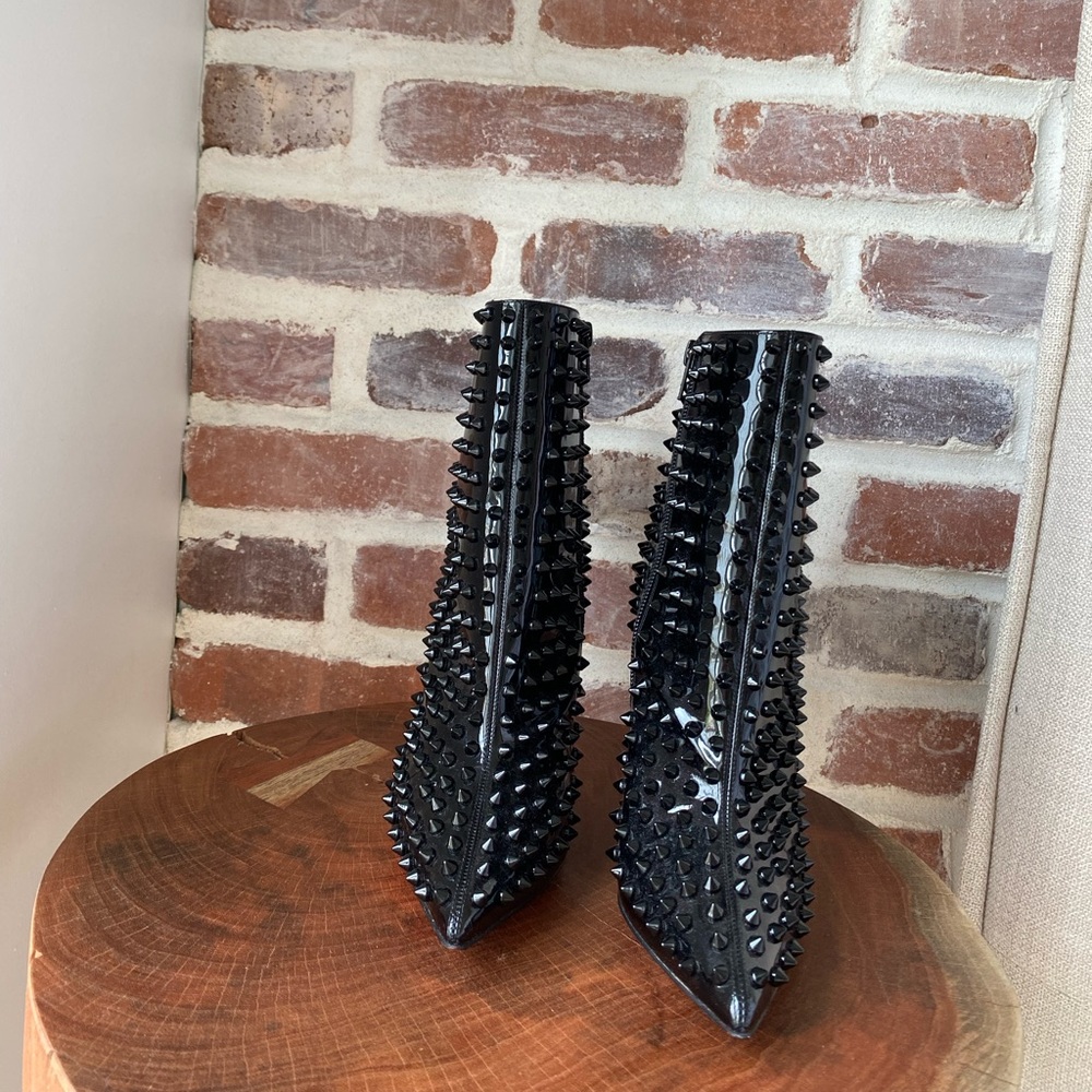Brand new! Christian Louboutin Snakilta booties ❤️